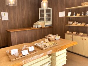 ＋chice（ぷらすちょいす）店内のパン